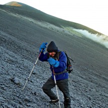 Fighting against the storm on smoking Volcan Puracé